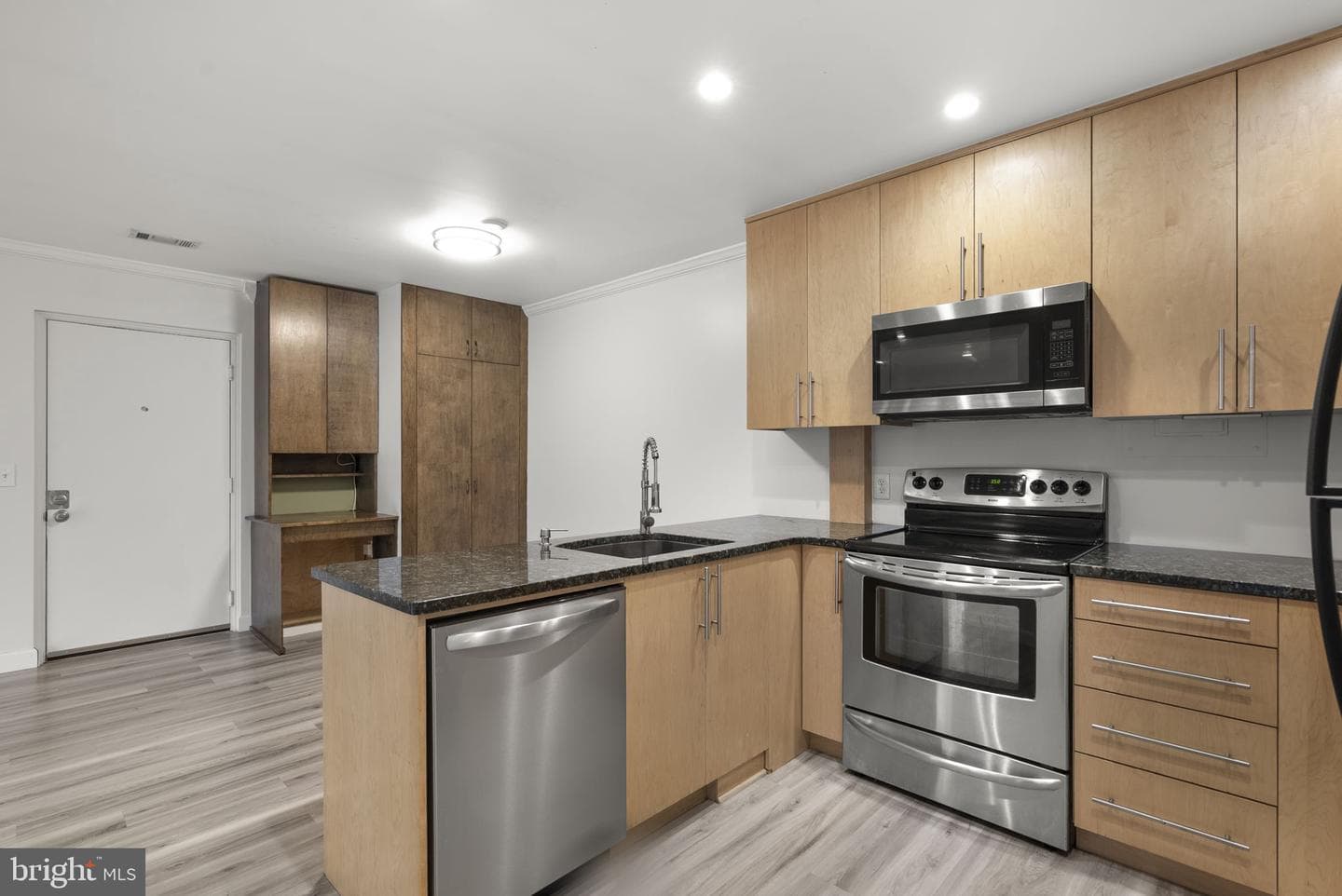 18328 Streamside Drive #304 photo 7