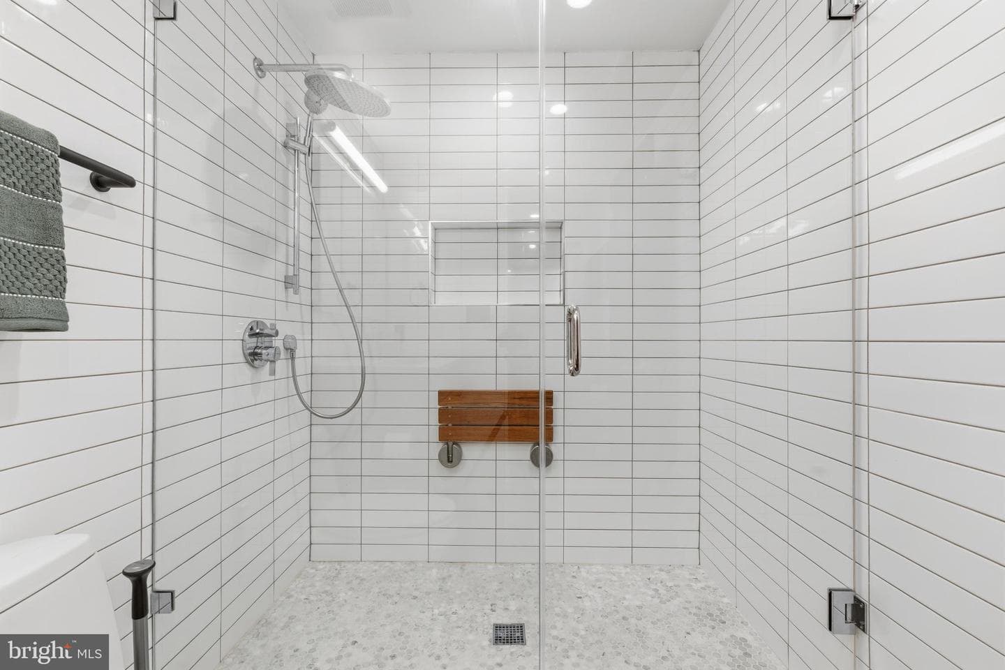 2701 Hume Drive #400 photo 24