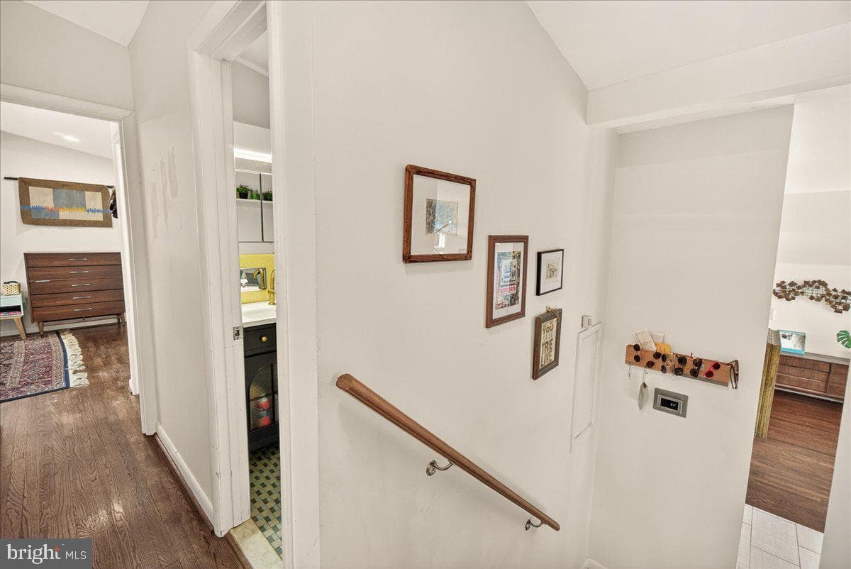 707 Hyde Road photo 28