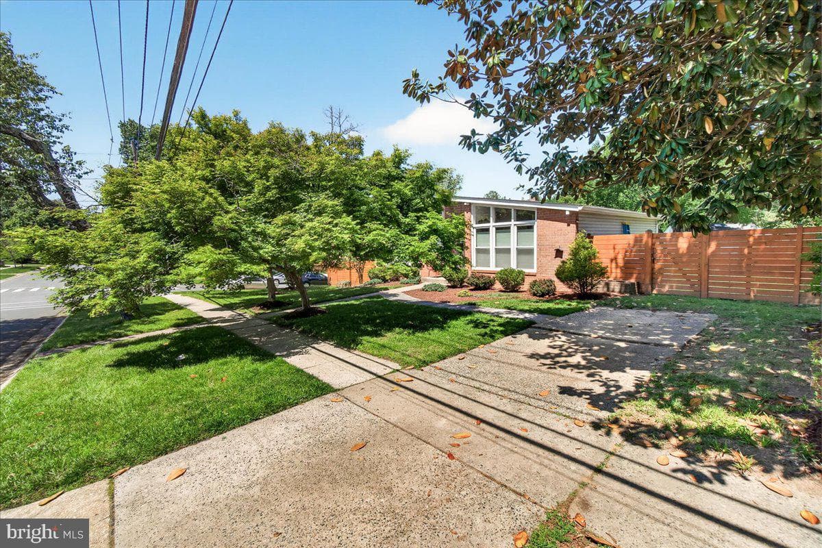 707 Hyde Road photo 48