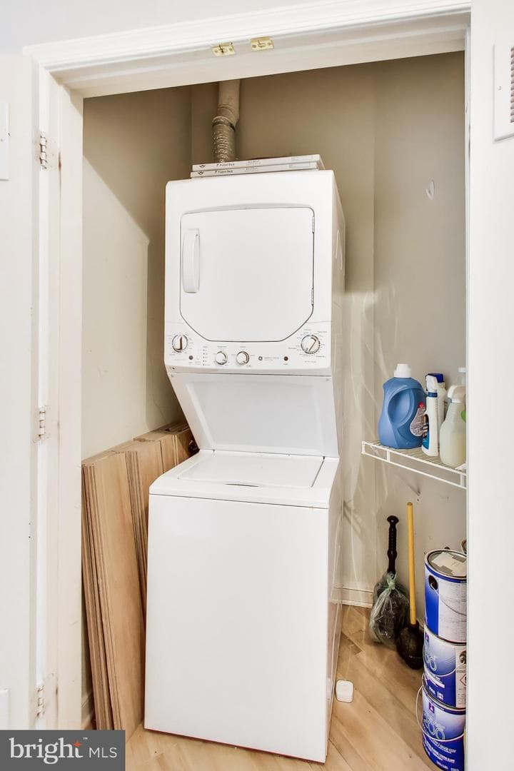 8045 Newell Street #118 photo 27