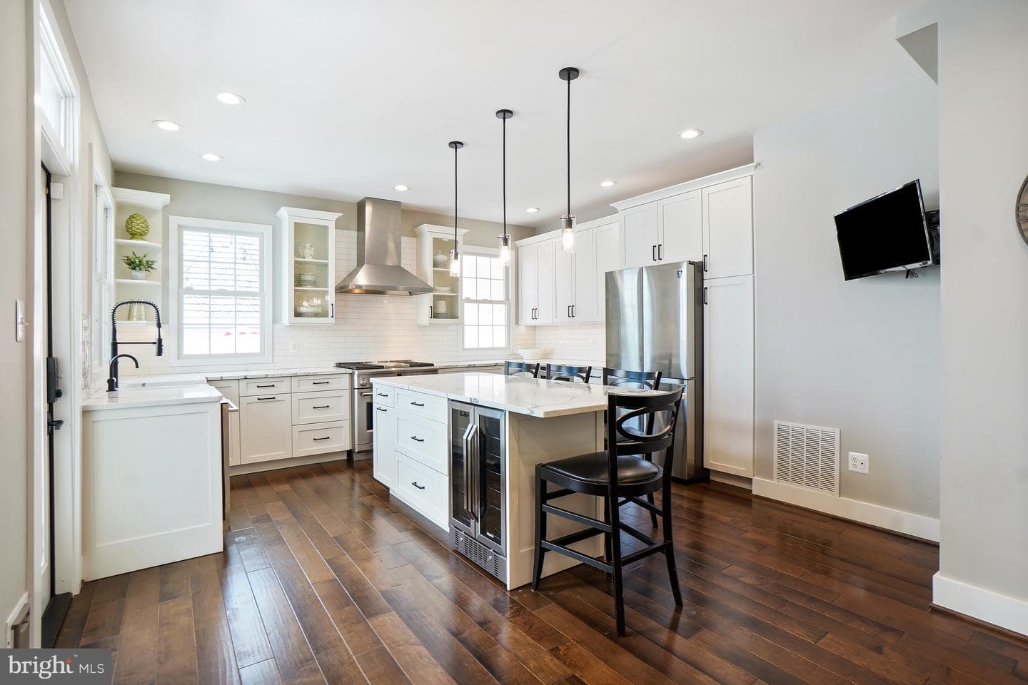 345 Chestertown Street photo 12