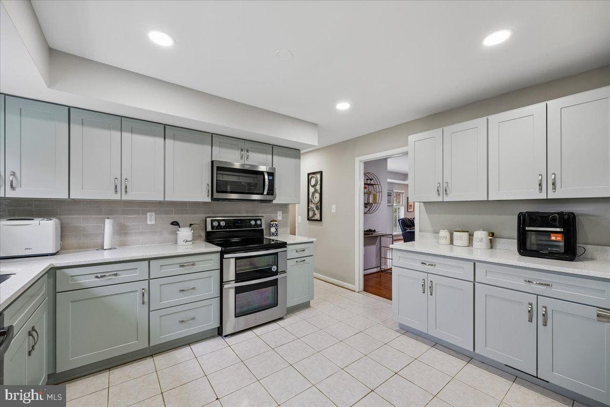 11518 Charlton Drive photo 12