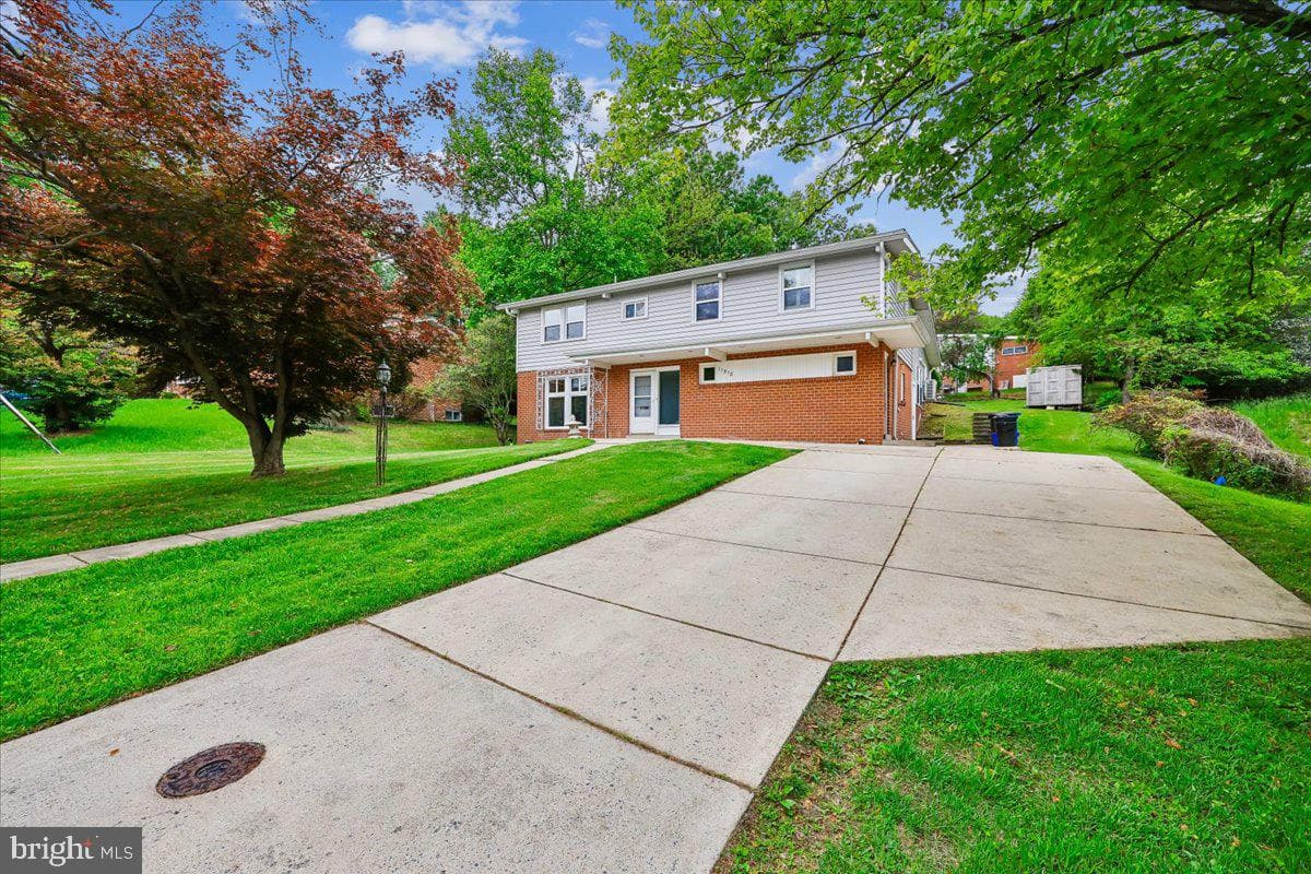 11518 Charlton Drive photo 4
