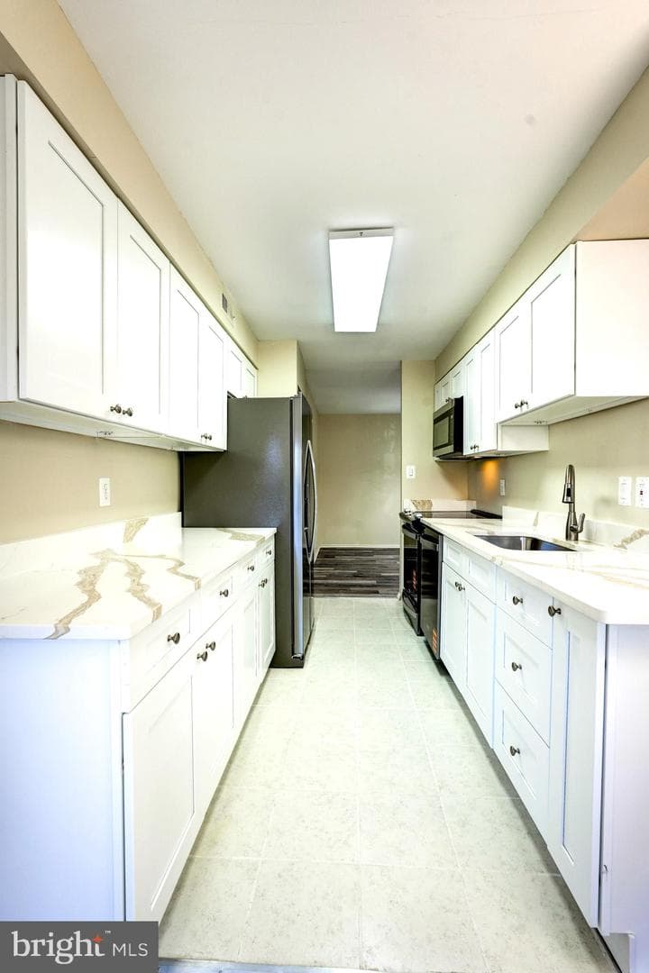 415 Christopher Avenue #11 photo 15