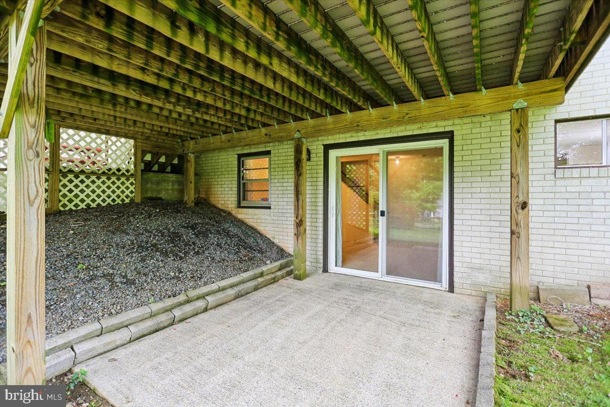 11809 Longdraft Court photo 24