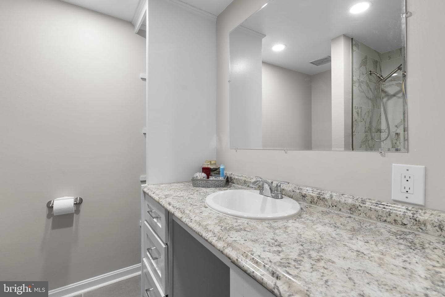 10314 Watkins Mill Drive photo 15