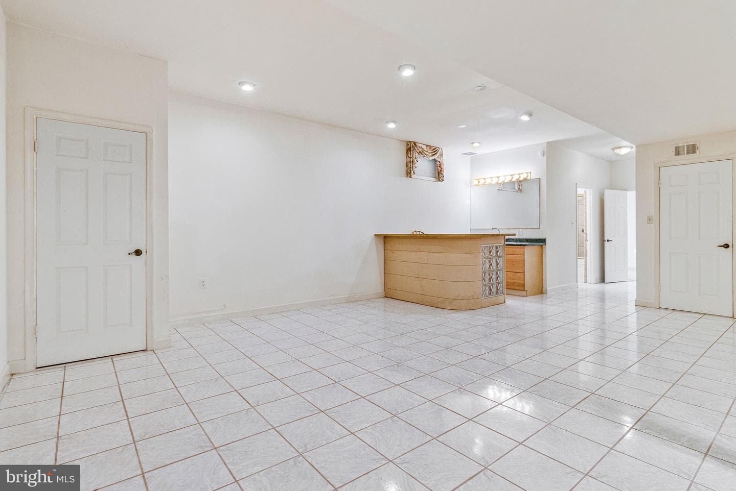 10009 New London Drive photo 76