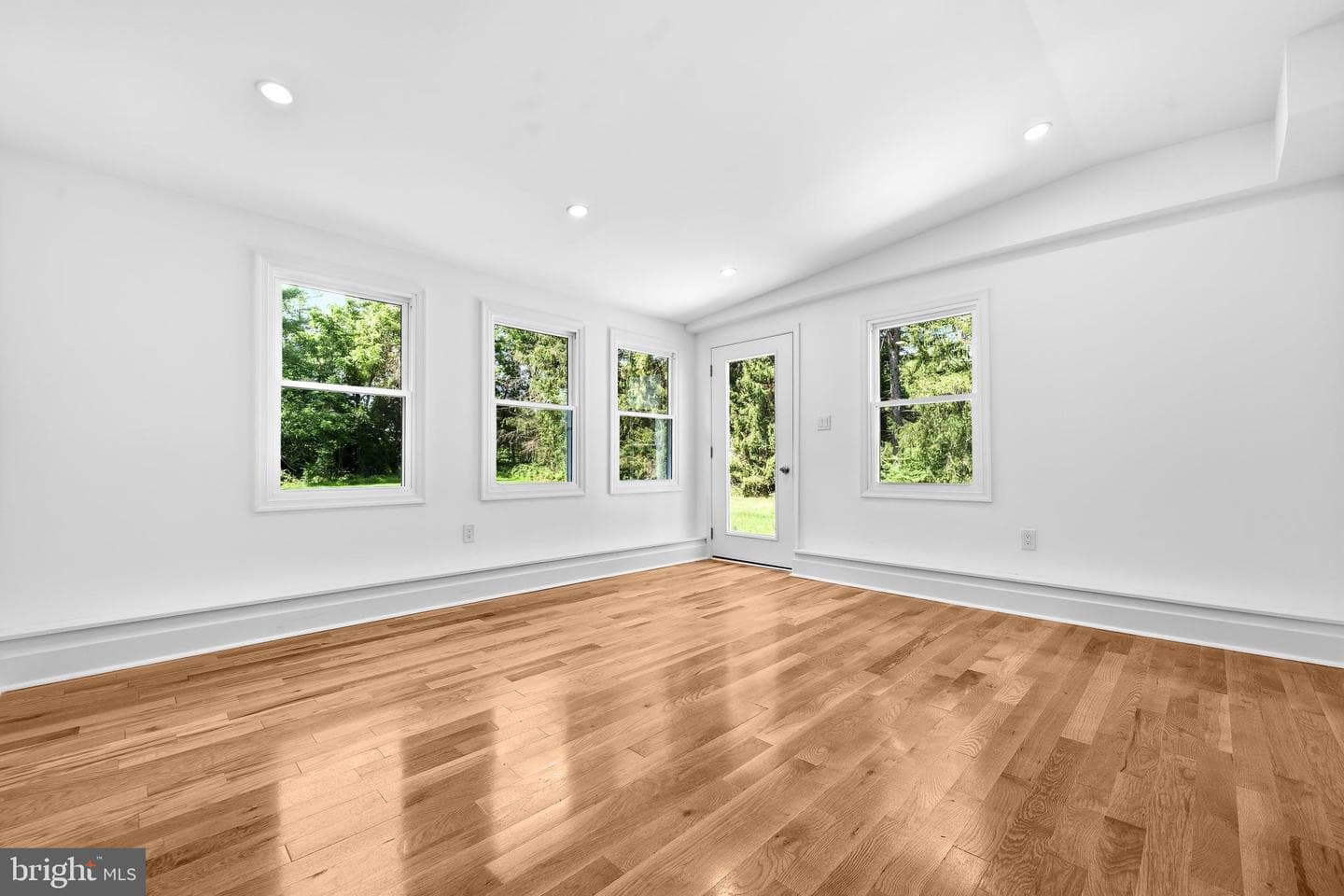 9828 Watts Branch Drive photo 21