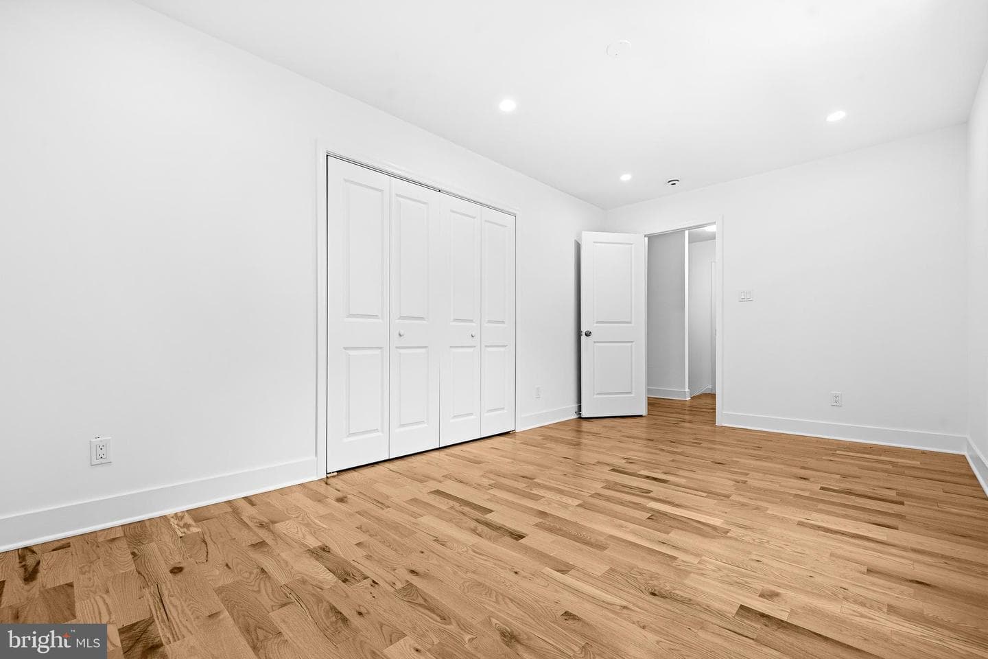 9828 Watts Branch Drive photo 31