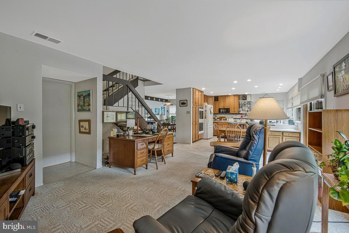 22 Bannister Court photo 19
