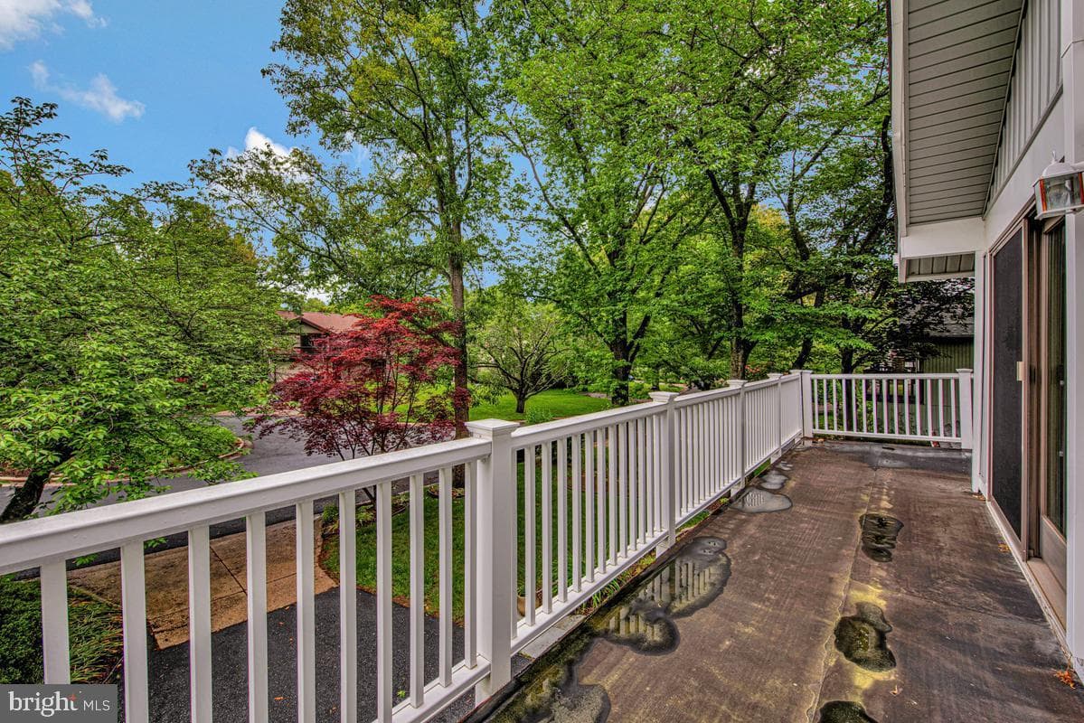 22 Bannister Court photo 36