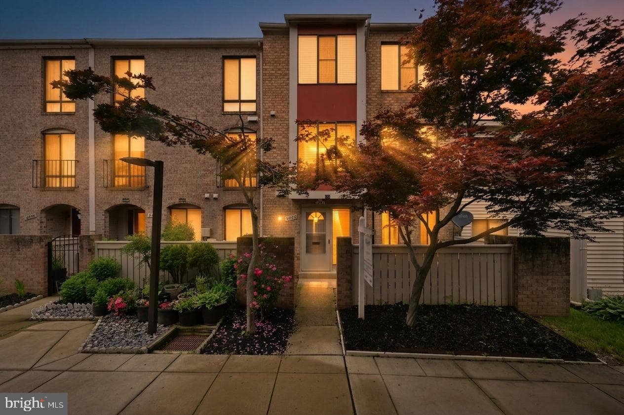 9685 Brassie Way, Gaithersburg