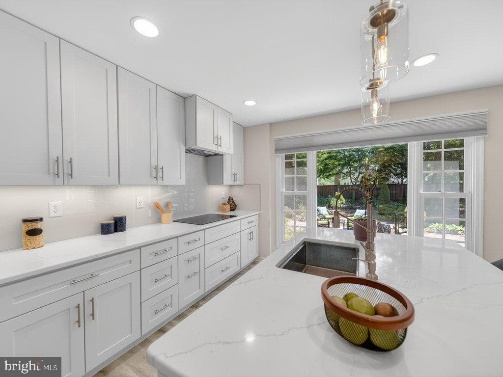 12628 Saint James Rd photo 13