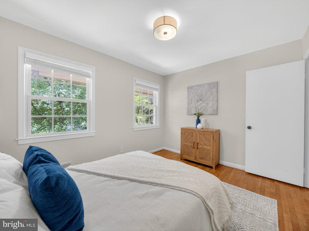 12628 Saint James Rd photo 34