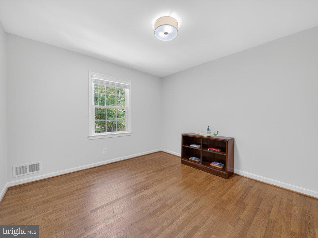 12628 Saint James Rd photo 40