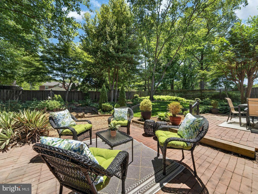 12628 Saint James Rd photo 49