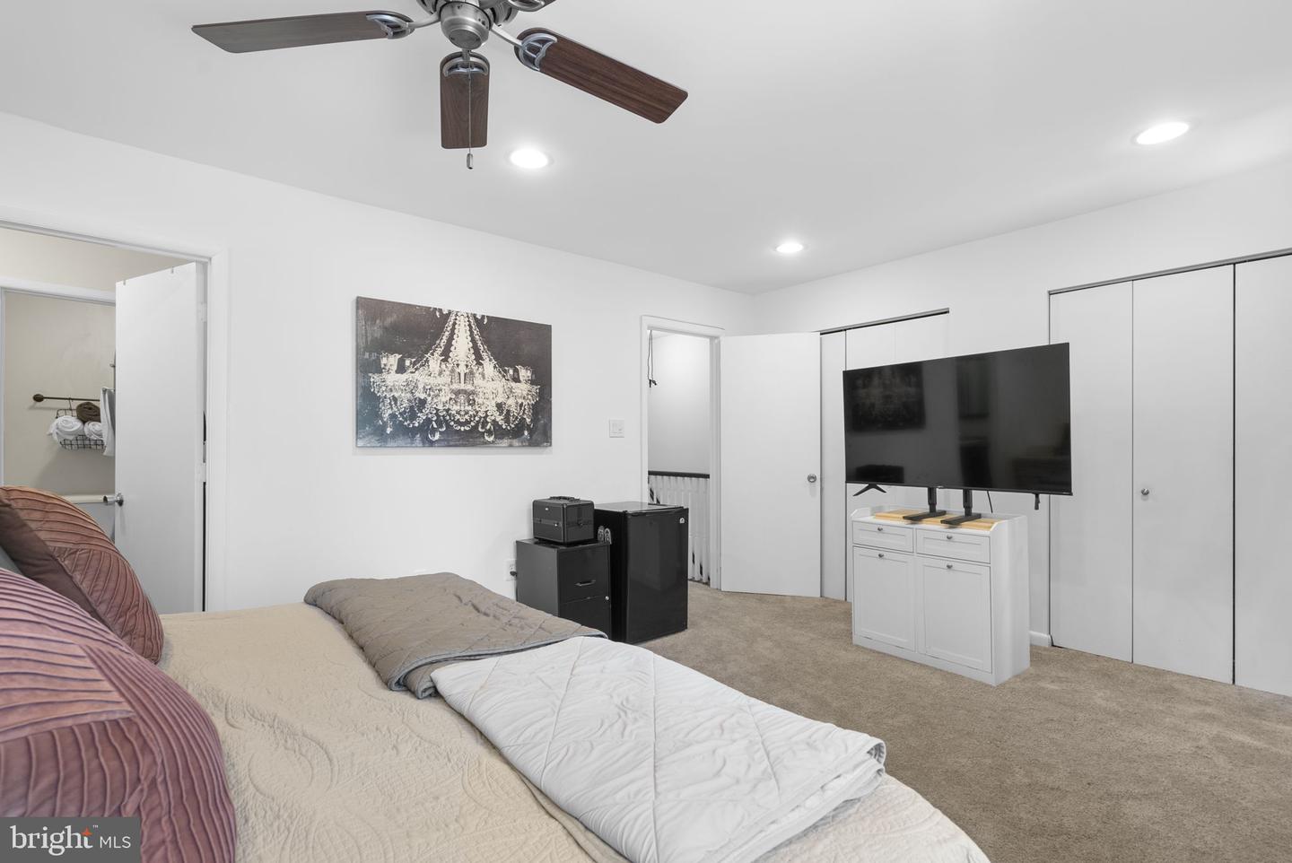 19102 Clover Meadow Place photo 17
