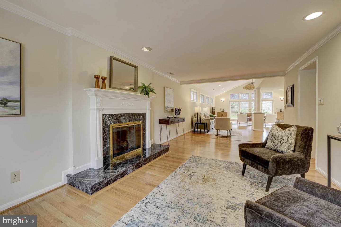 1112 Fallsmead Way photo 10