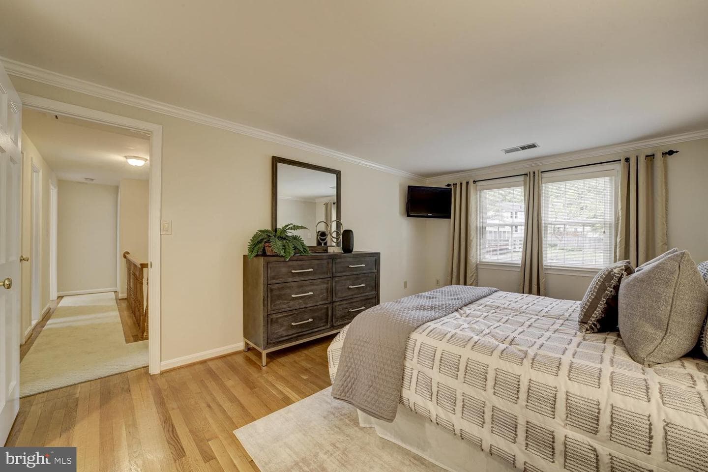 1112 Fallsmead Way photo 26