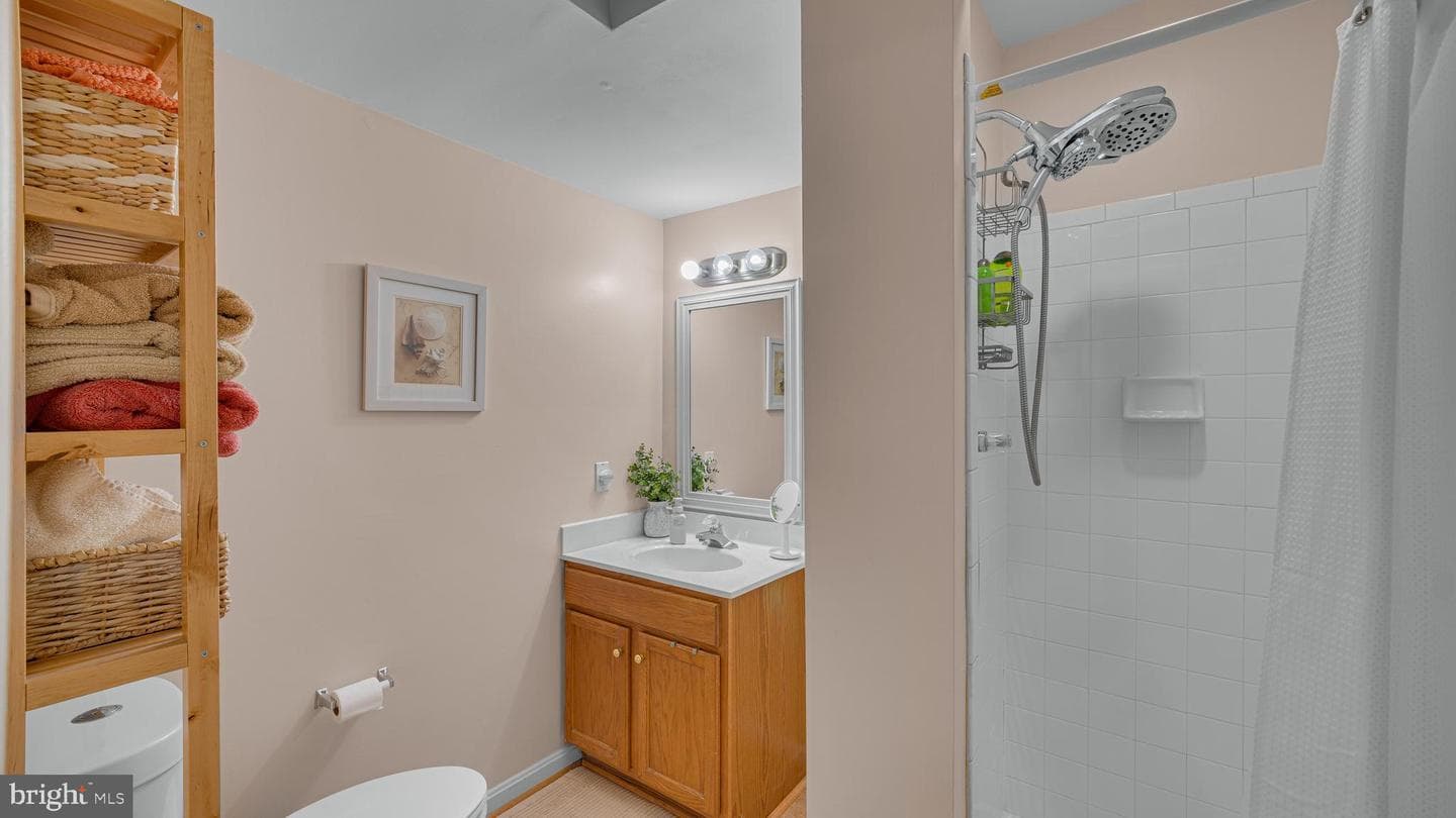 125 Emory Woods Court photo 8