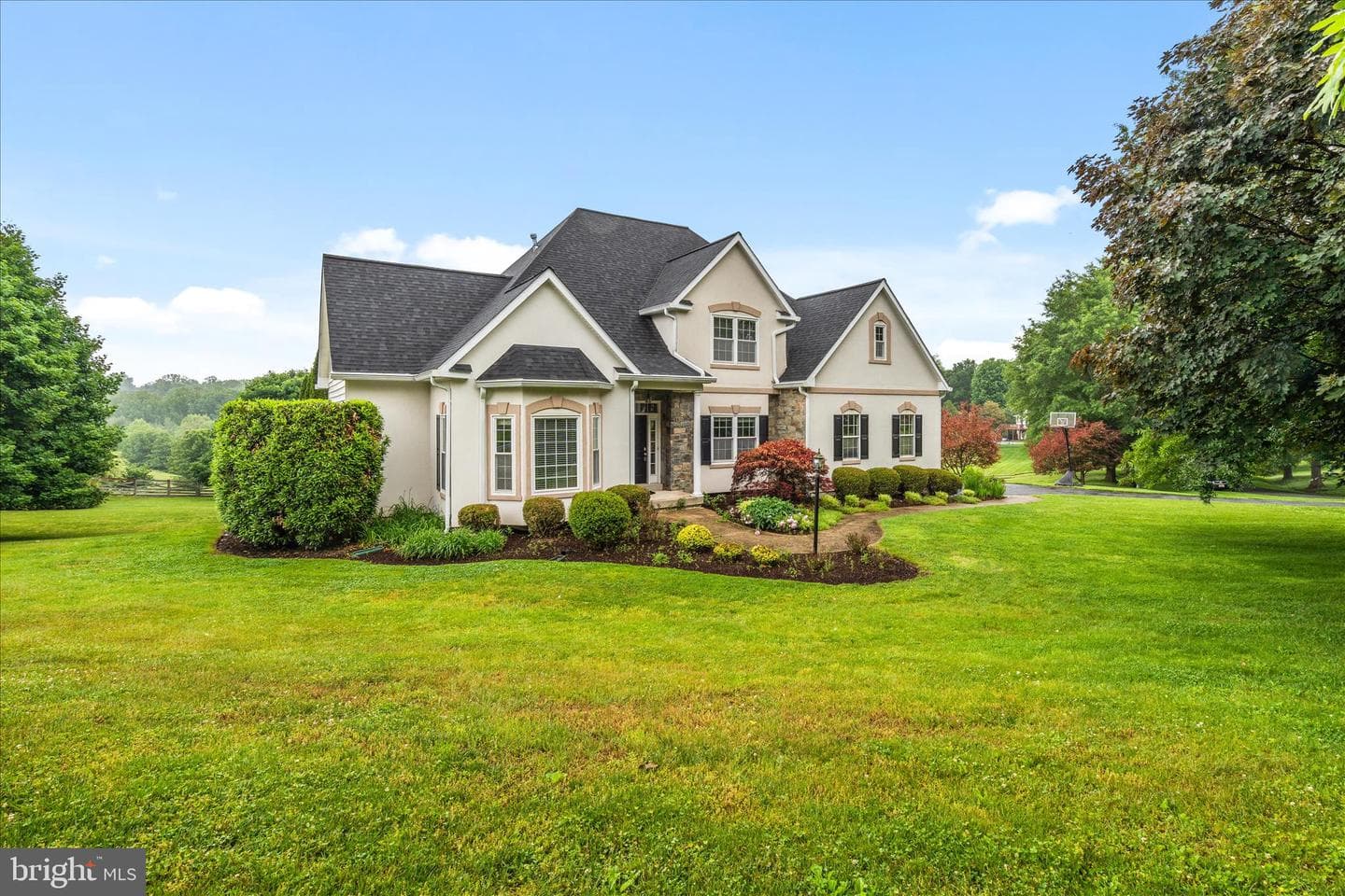 23813 Echo Creek photo 2