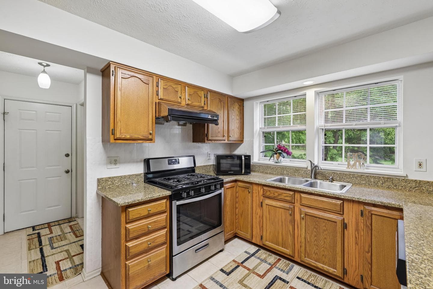 1 Chagall Ct photo 18