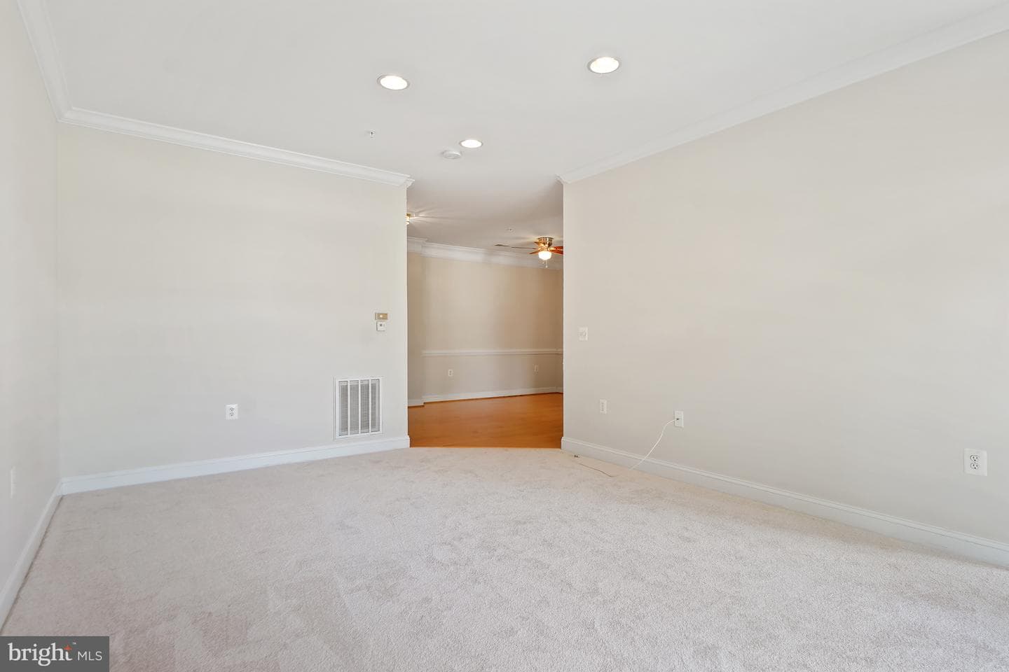 501 King Farm Boulevard #207 photo 15