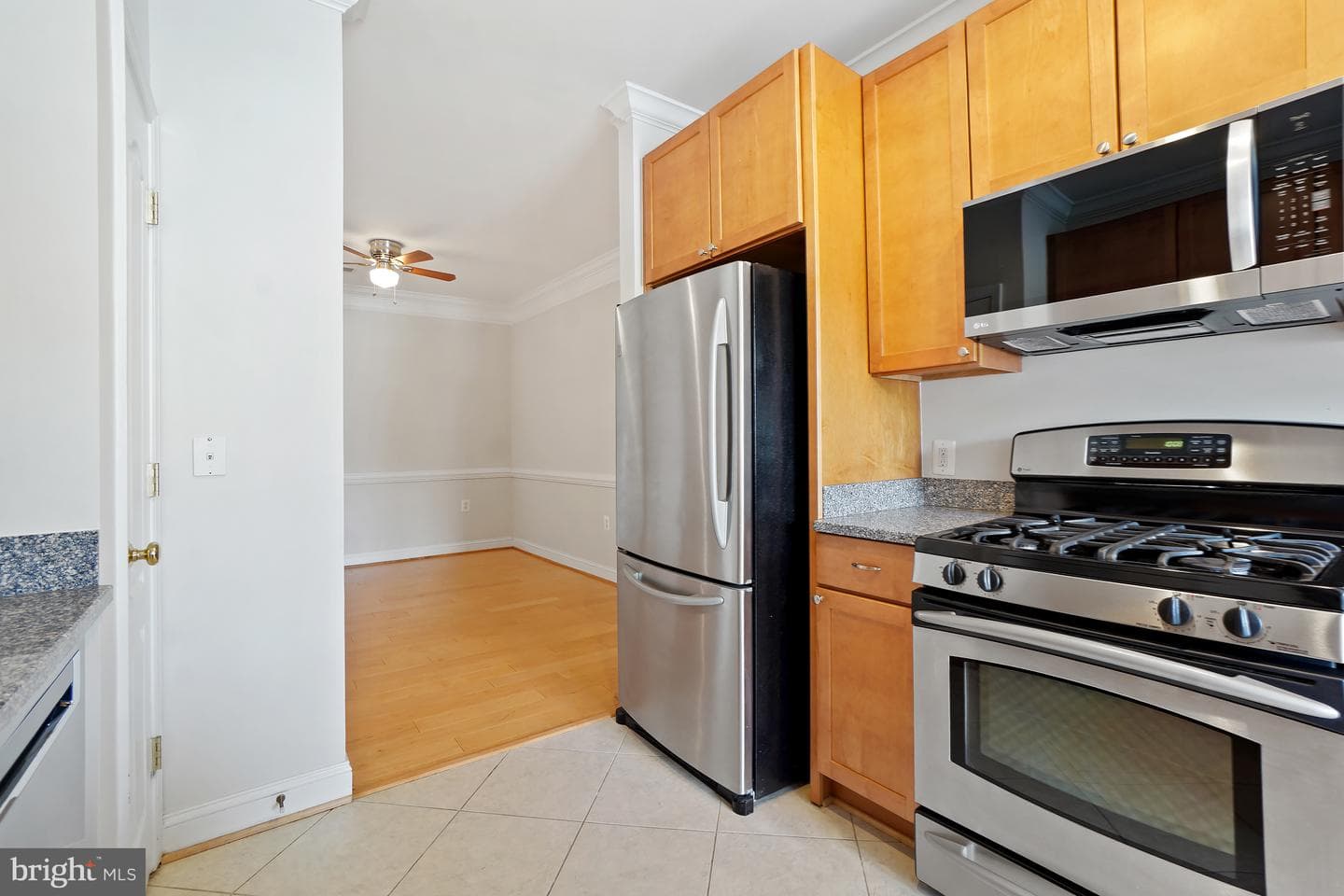 501 King Farm Boulevard #207 photo 33