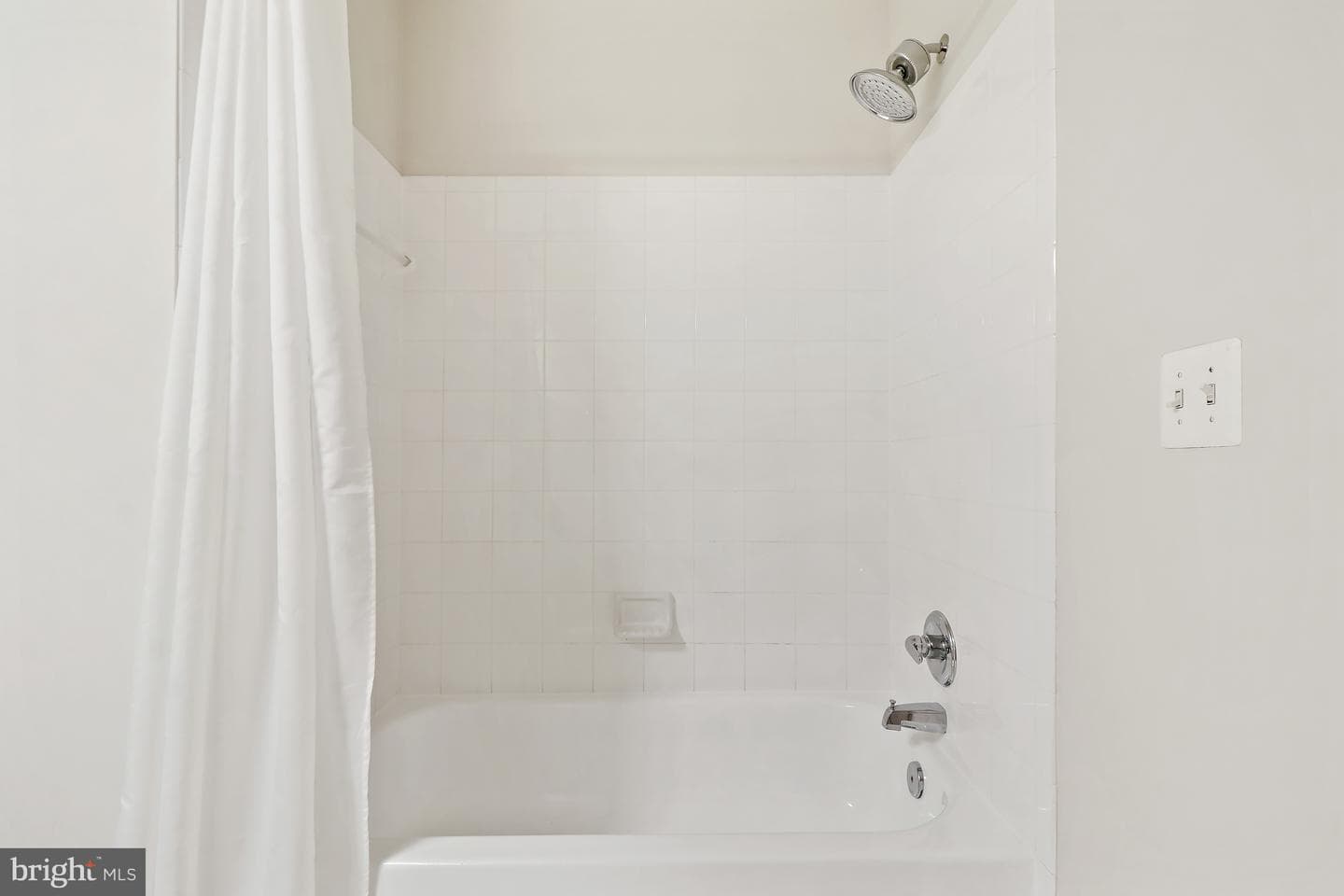 501 King Farm Boulevard #207 photo 51