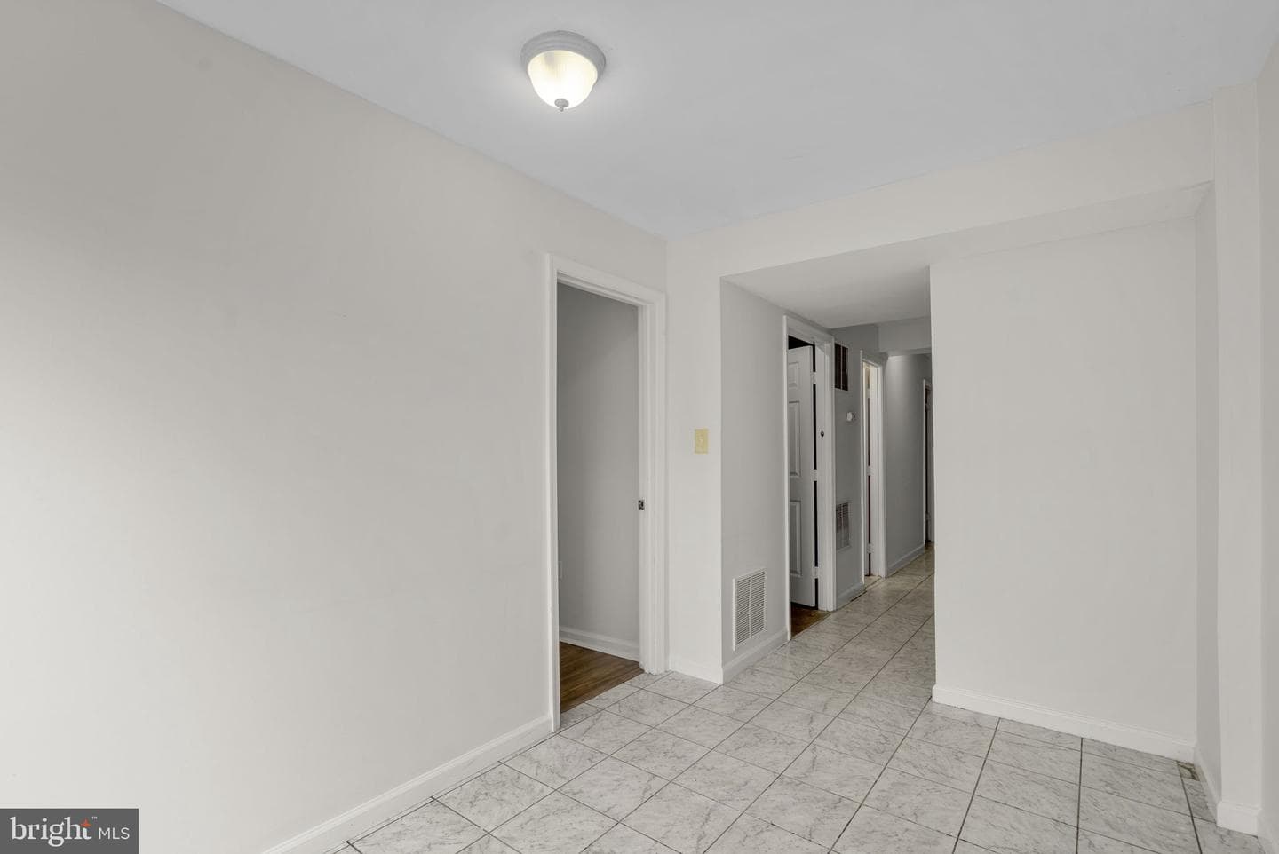 758 W Side Drive #7-G photo 20