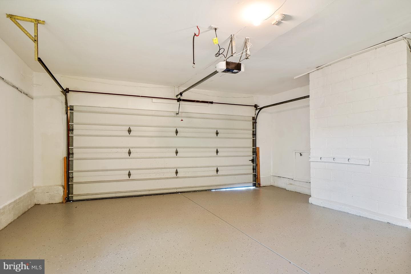 9120 Paddock Ln photo 29