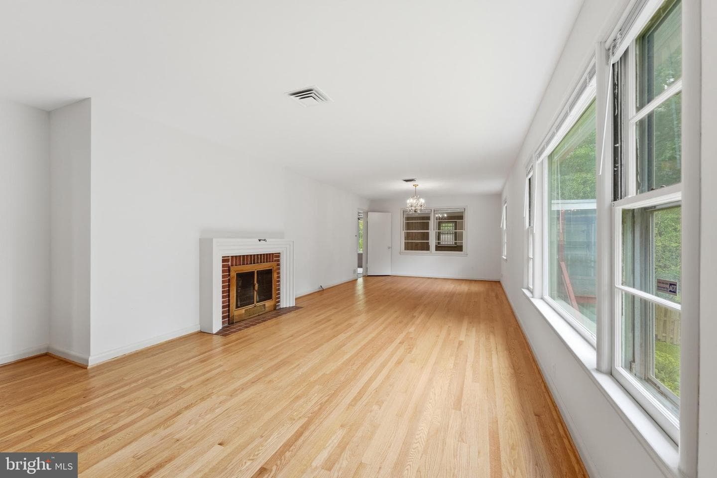 228 Northwest Terrace photo 17