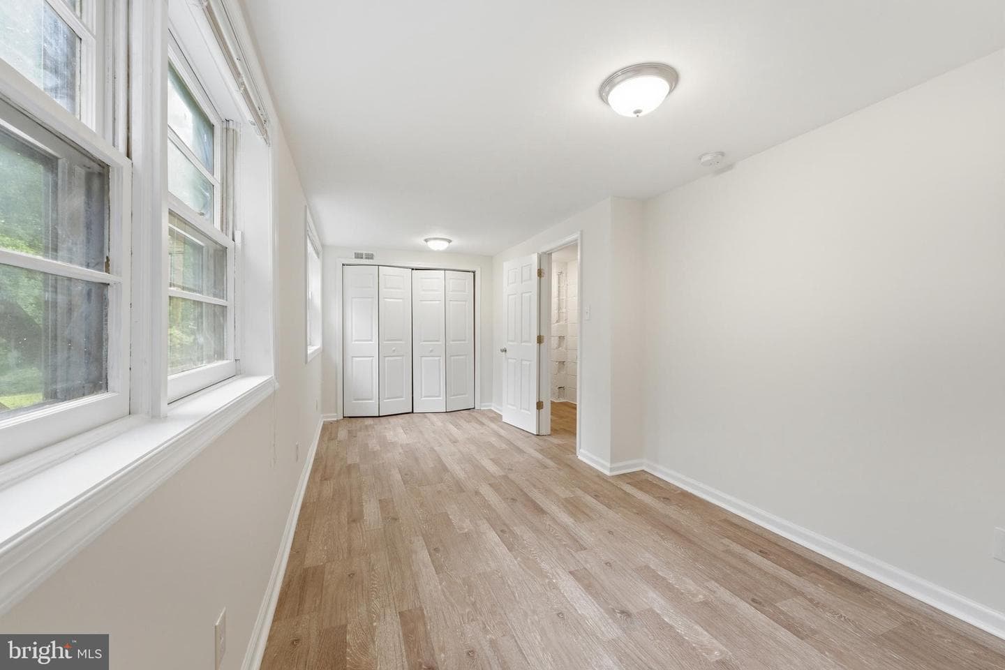 228 Northwest Terrace photo 45