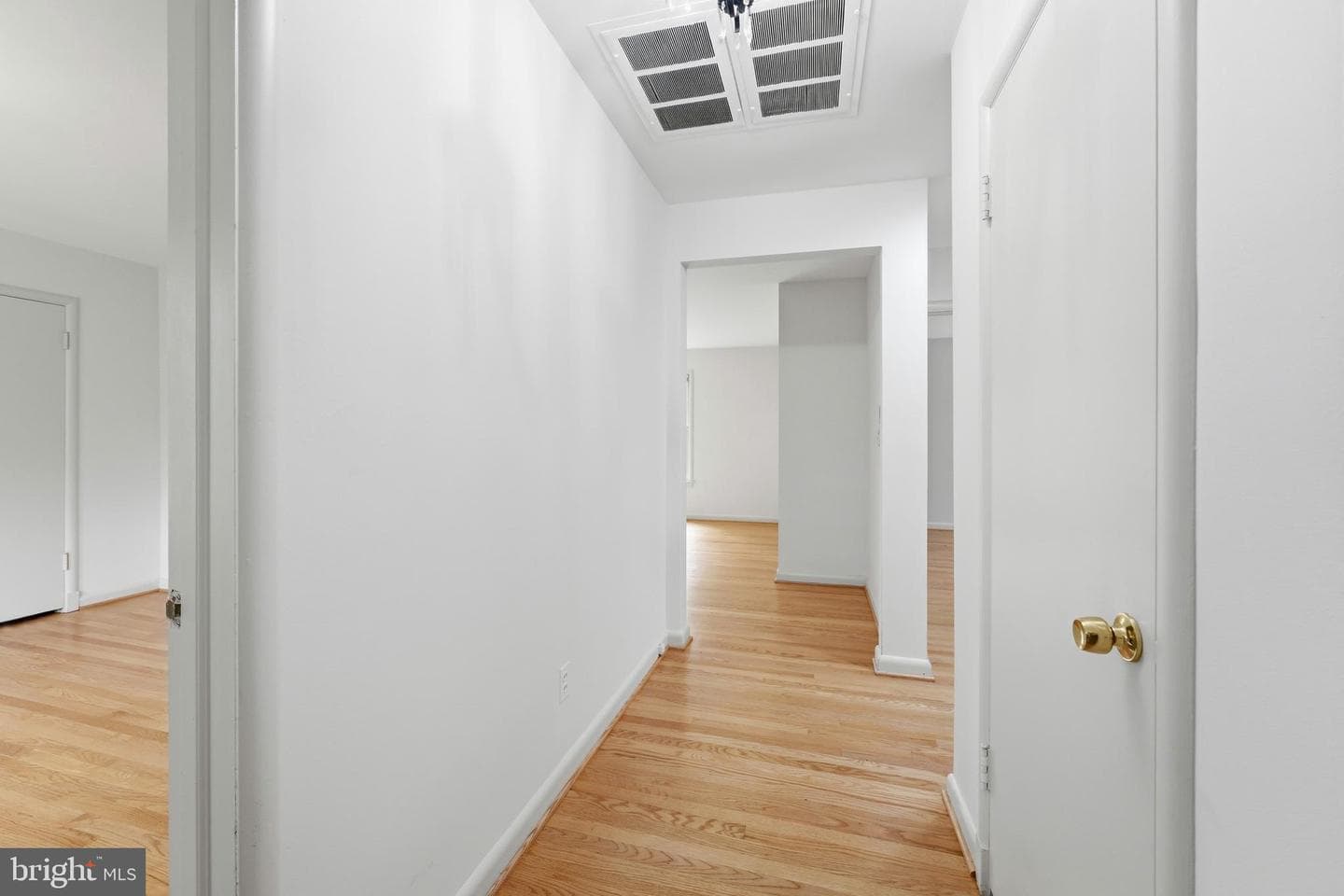 228 Northwest Terrace photo 5