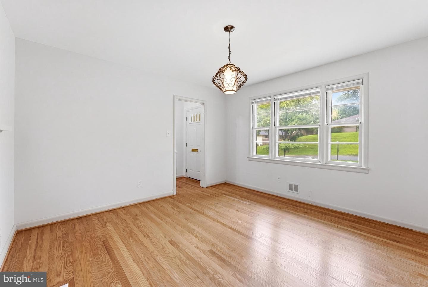 228 Northwest Terrace photo 6