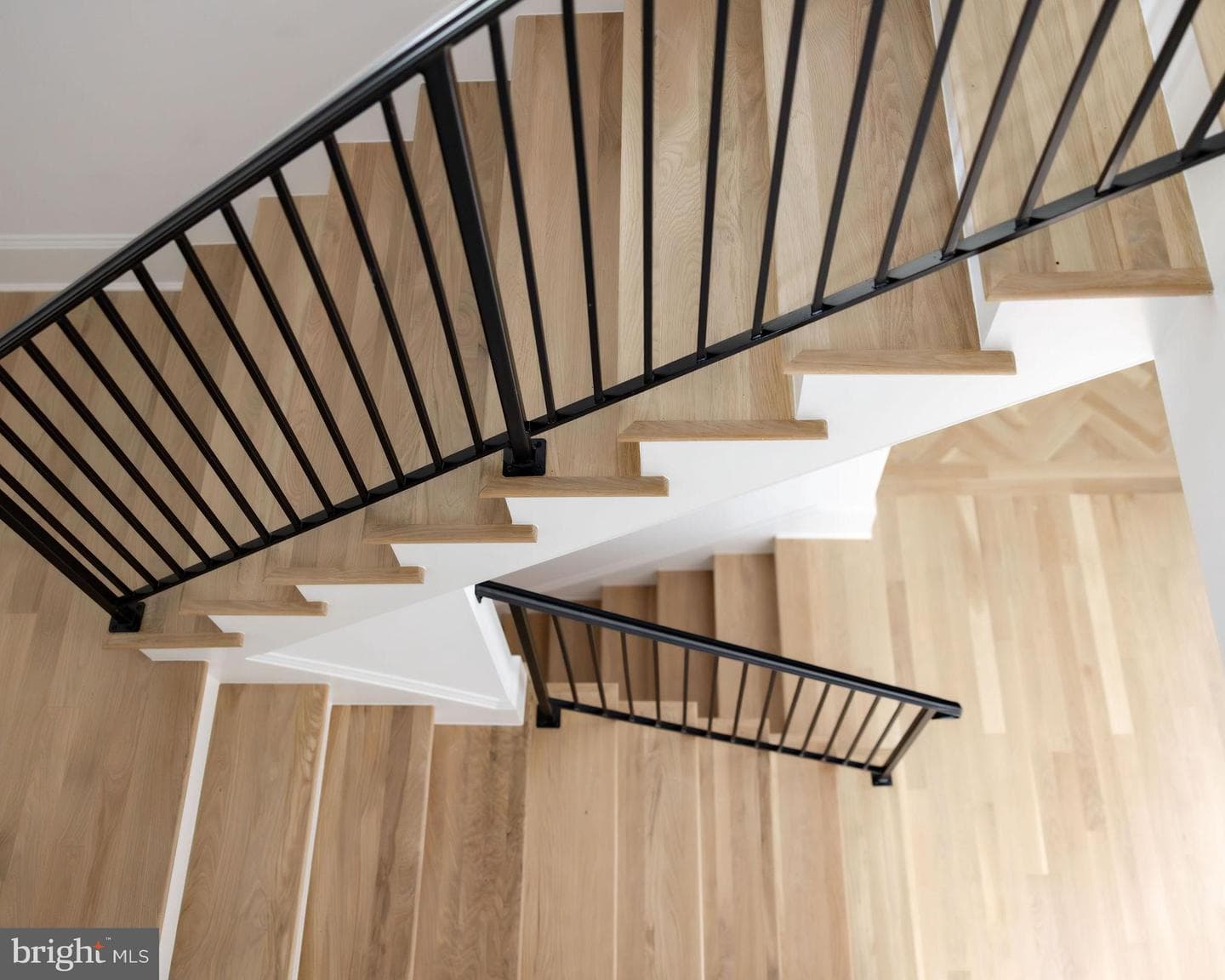 3400 Coquelin Terrace photo 60