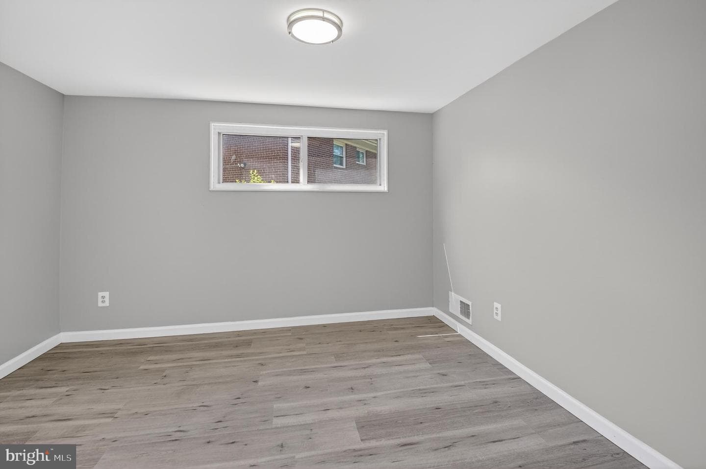 2016 Cascade Road photo 12