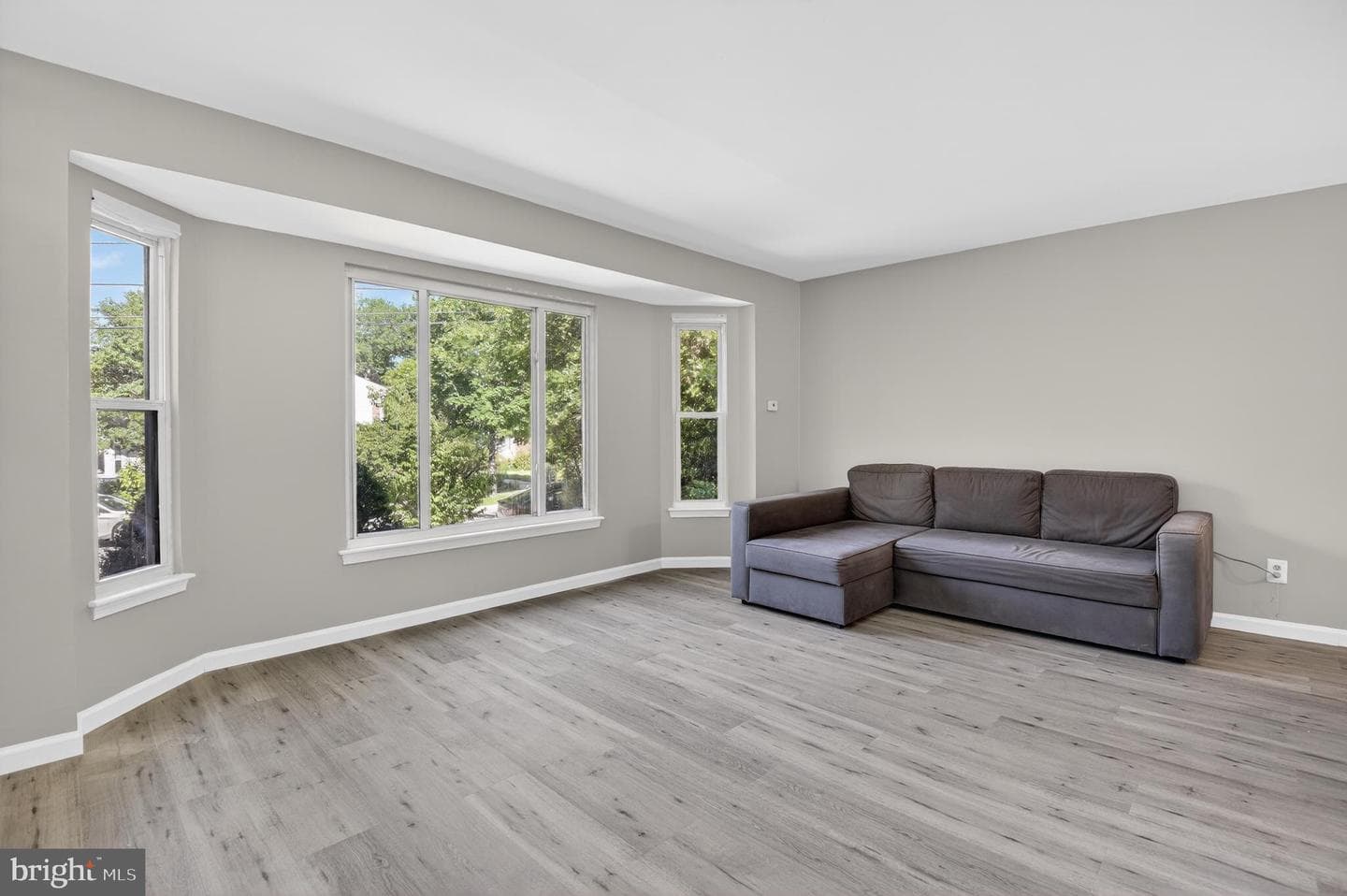 2016 Cascade Road photo 13
