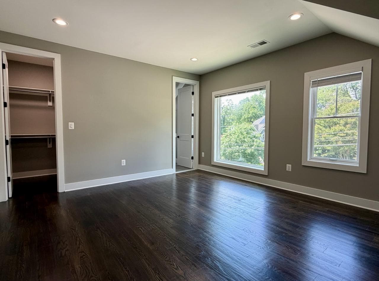 5514 Mckinley Street photo 25