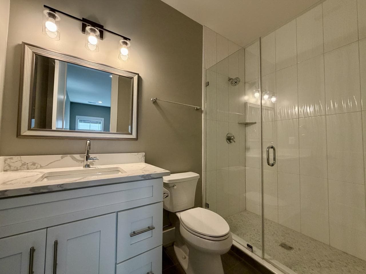 5514 Mckinley Street photo 29