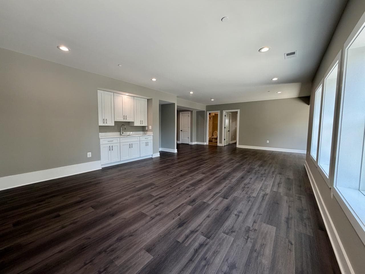 5514 Mckinley Street photo 41