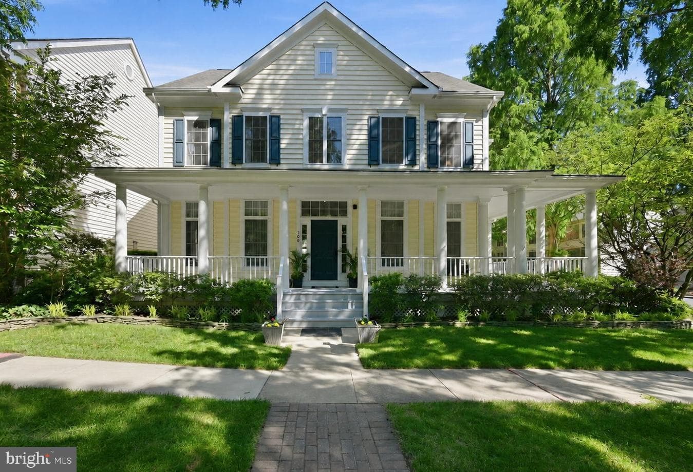 308 Barnside Place, Rockville