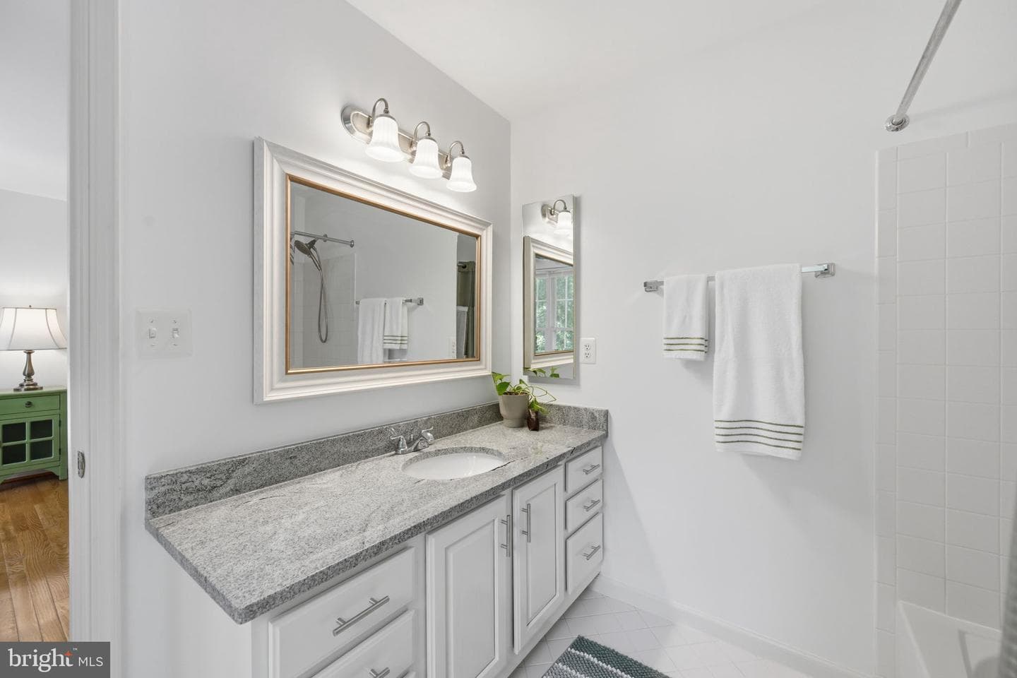 308 Barnside Place photo 33