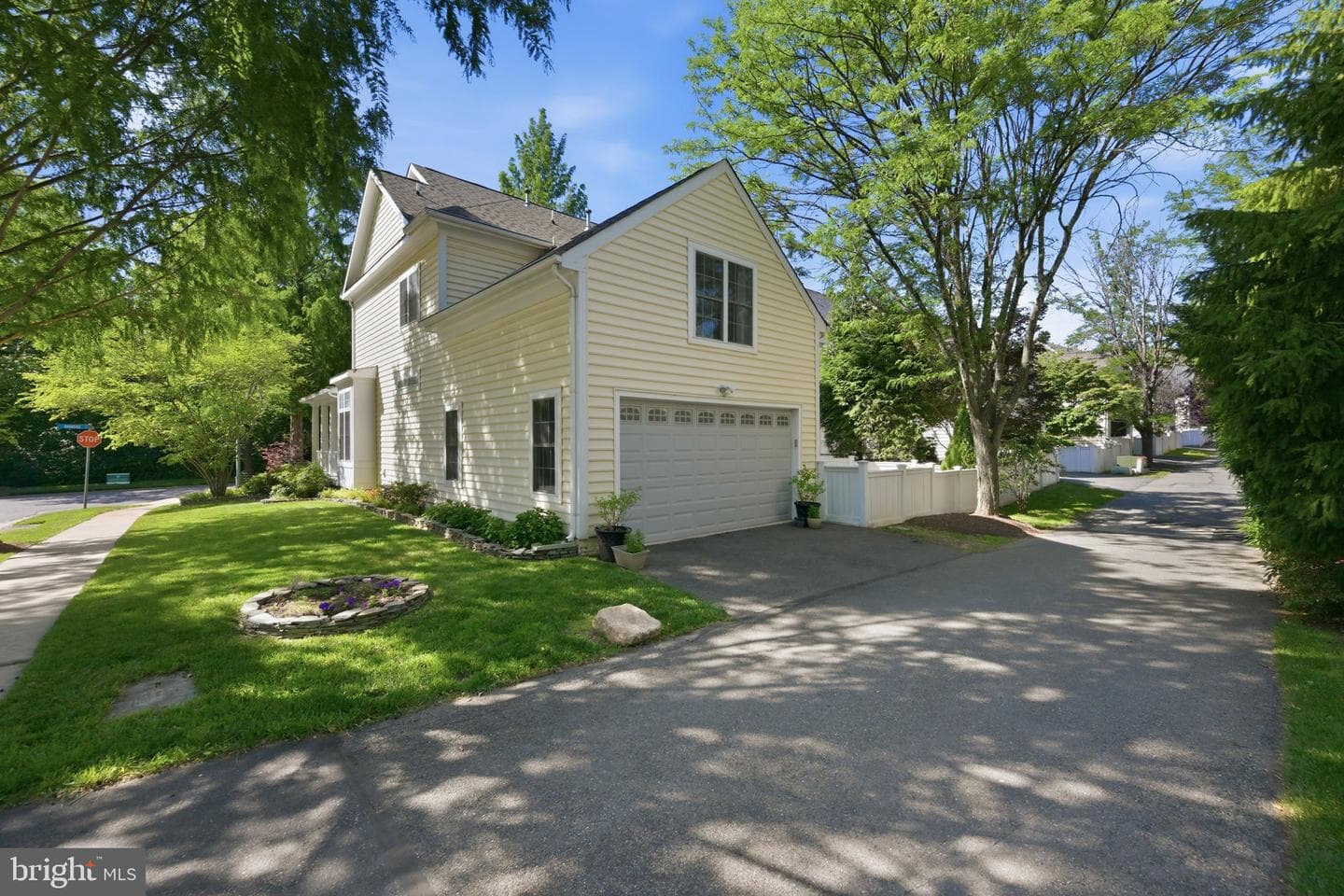 308 Barnside Place photo 5
