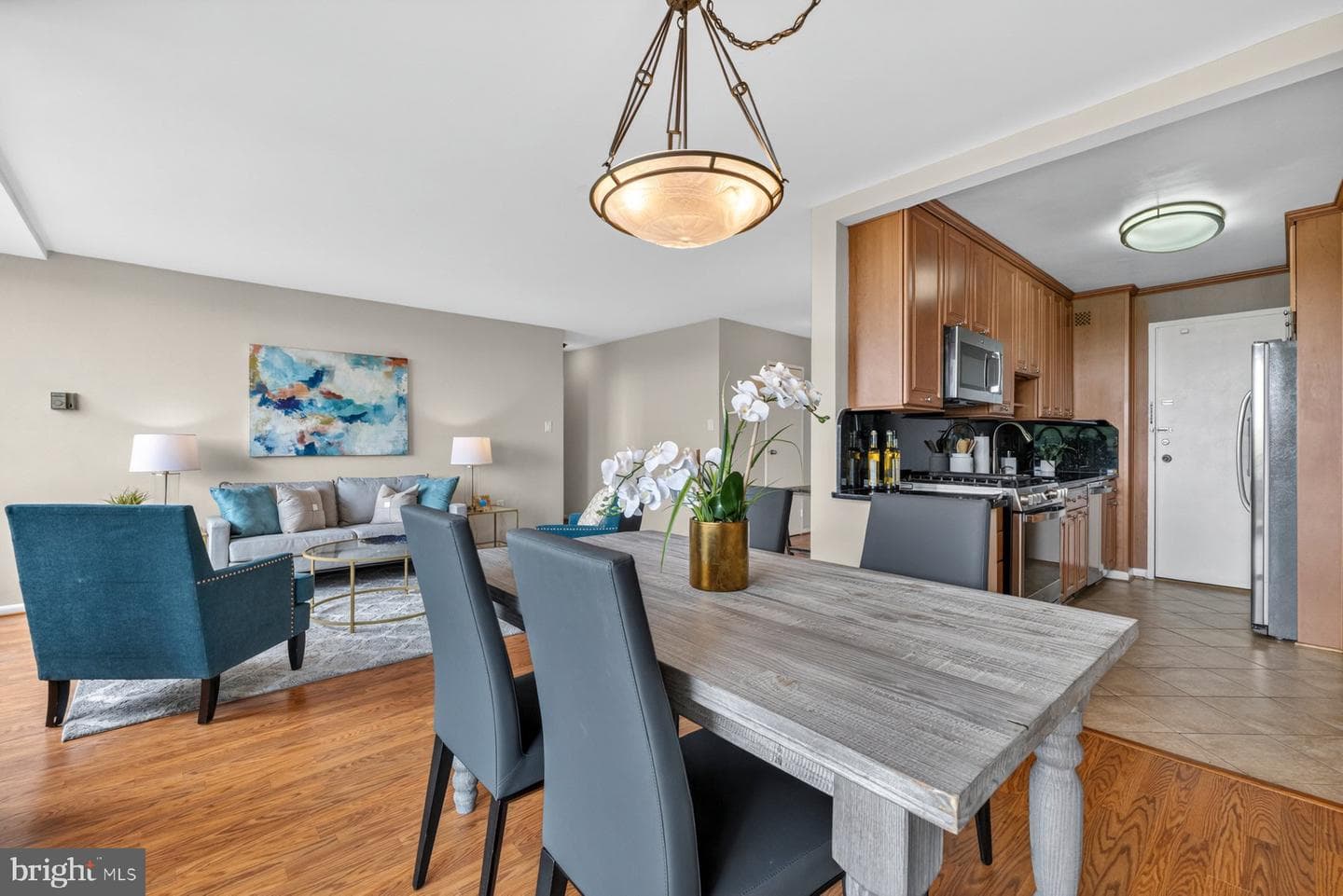 10401 Grosvenor Place #1327 photo 11