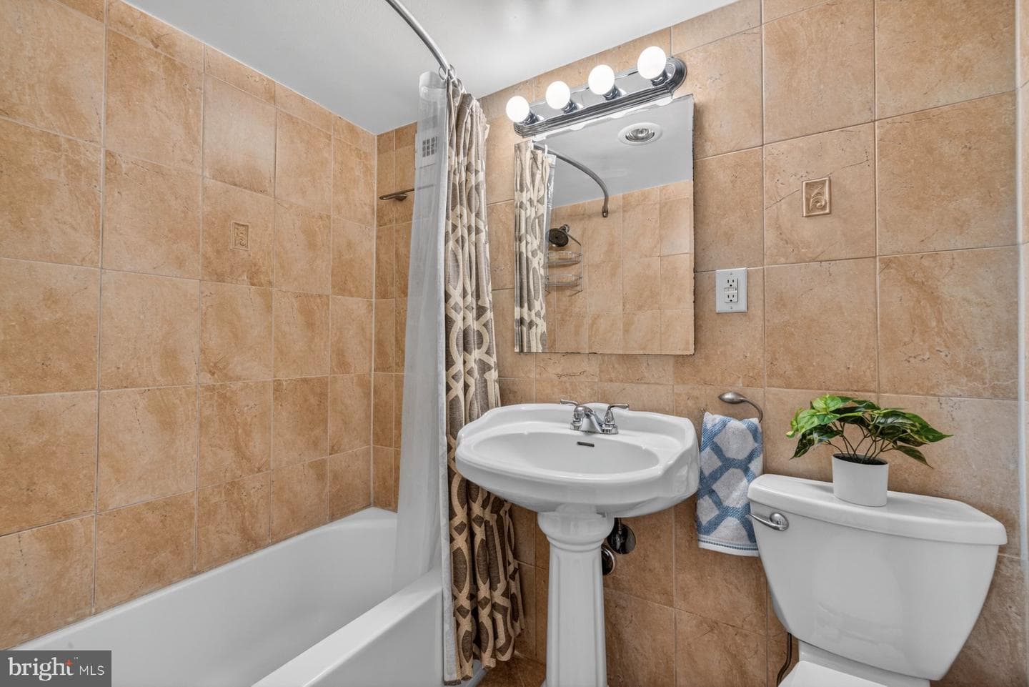 10401 Grosvenor Place #1327 photo 24