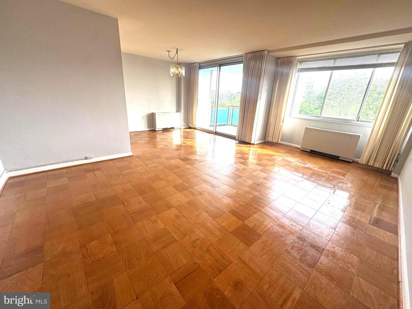 10500 Rockville Pik #614, Rockville