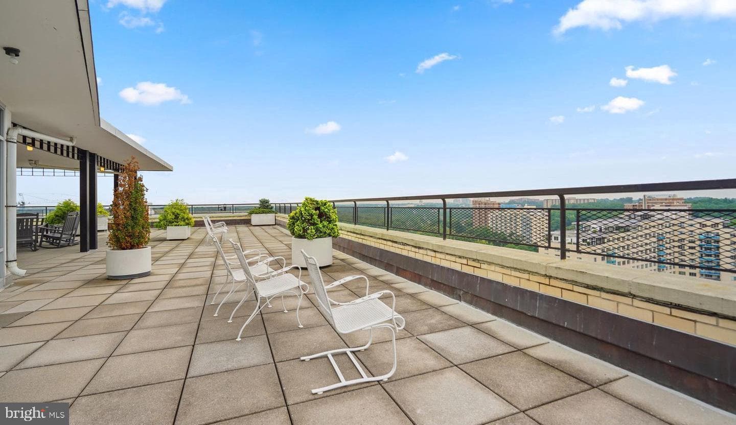 10500 Rockville Pik #614 photo 22