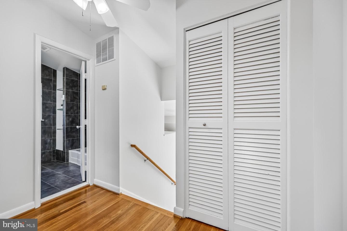 300 Gilsan Ct photo 57